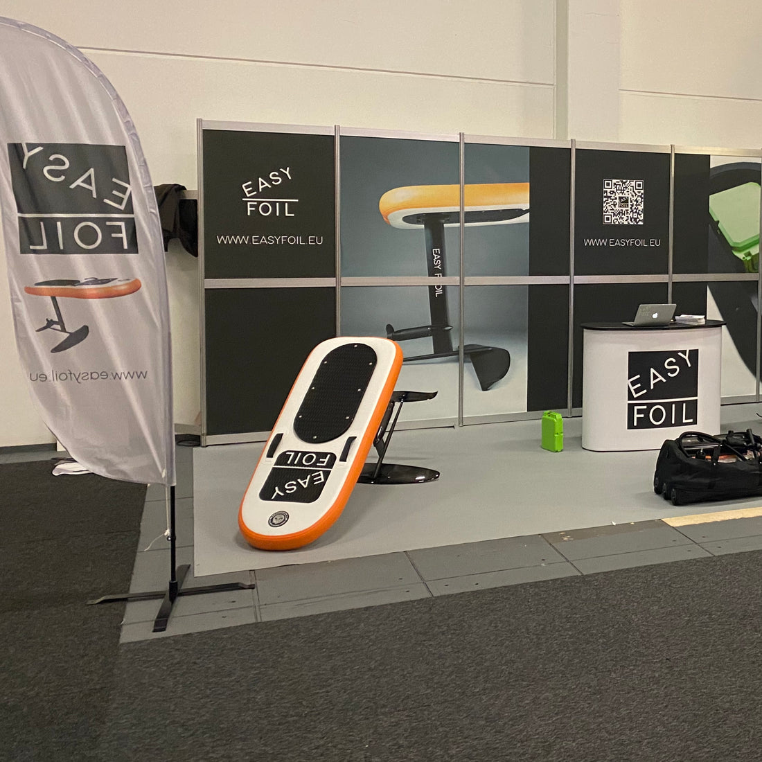 EASYFOIL meets e-surfer.com